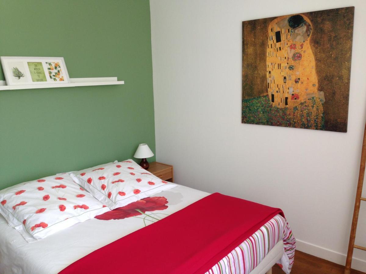 Auberge De La Roque La Roquette 外观 照片